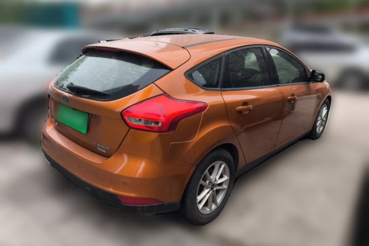 Used Ford Focus 2015 Hatchback EcoBoost 125 Automatic Supreme Style Edition
