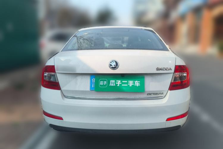 Used Skoda Octavia 2015 1.6L Automatic Yijun Edition