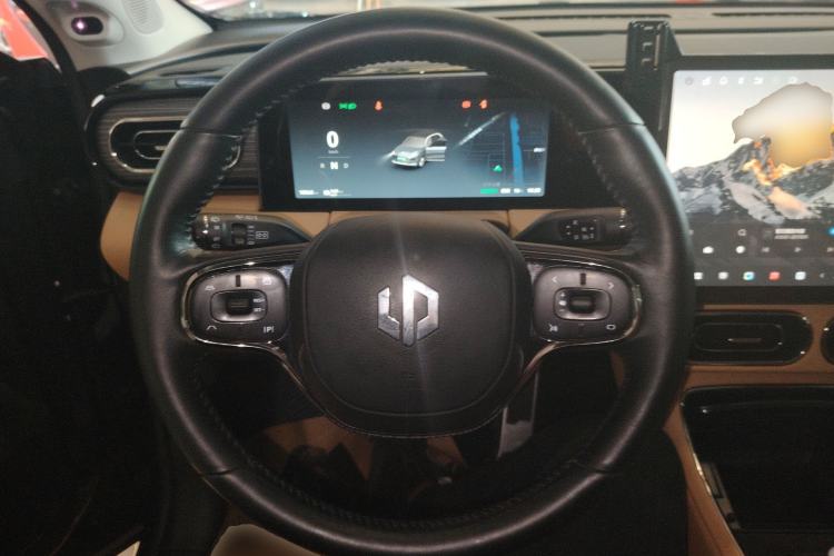 Used Leapmotor C11 2024 All-Electric 580 Luxury Edition