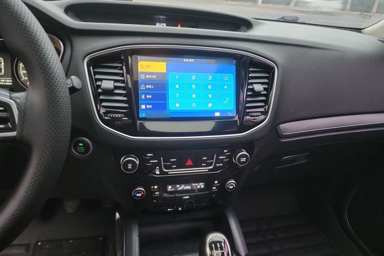 Used Geely Auto Vision X6 2016 1.8L Manual Luxury Model
