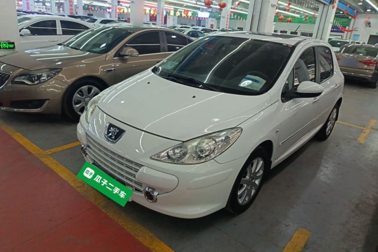 Used Peugeot 307 2013 Hatchback 1.6L Automatic Comfort Edition
