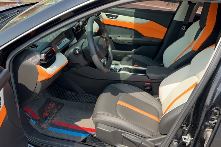 Used Dongfeng Aeolus Yixuan 2023 Mach Edition 1.5L Automatic Chasing Wind Version Left Front Seat