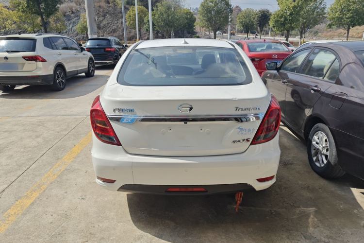 Used GAC Trumpchi GA3S Vision 2014 1.6L Automatic Luxury ESP Version