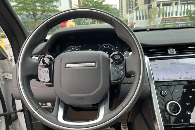 Used Land Rover Discovery Sport 2022 249 PS R-Dynamic S Performance Edition 5 Seats Steering Wheel
