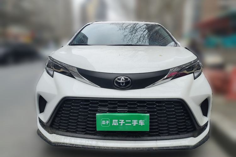 Used Toyota Granvia 2024 2.5L Hybrid Comfort Edition