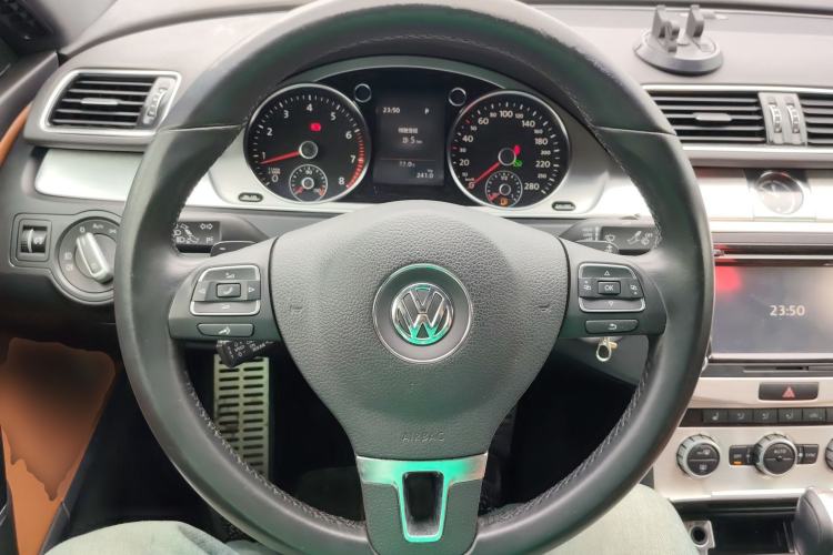 Used Volkswagen FAW-Volkswagen CC 2015 1.8TSI Luxury Model