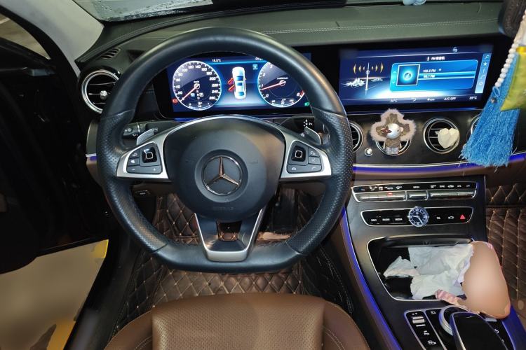 Used Mercedes-Benz E-Class 2018 Restyled E 300 L Sporty and Stylish Edition Steering Wheel