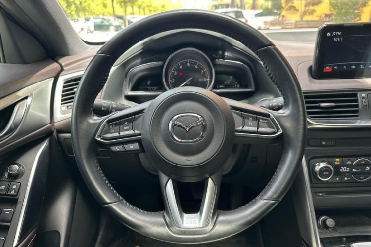 Used Mazda CX-4 2018 2.0L Automatic Two-Wheel Drive Blue Sky Leading Edition China V Standard