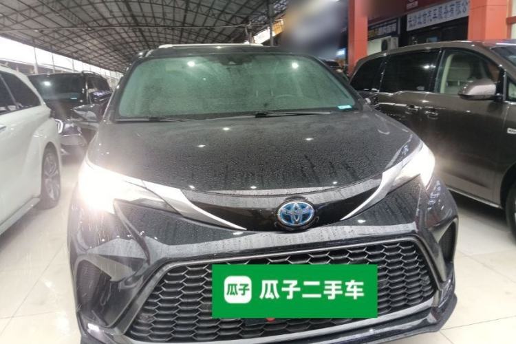 Used Toyota Granvia 2023 2.5L Hybrid Prestige PLUS Edition
