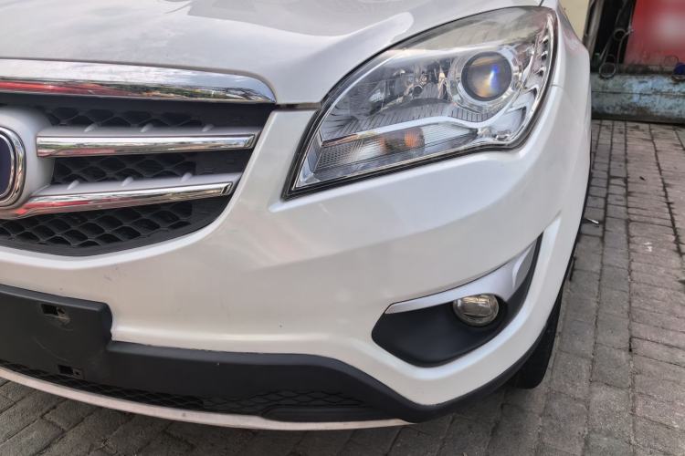 Used CHANGAN CS35 2015 1.6L Automatic Luxury Model China IV Standard