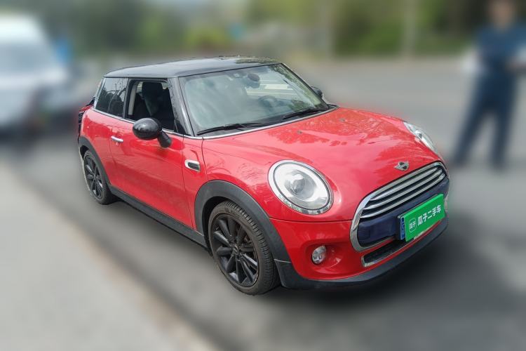 Used MINI 2016 1.5T COOPER Performance Edition Front Right 45 Deg