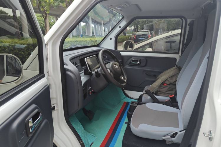 Used Chengshi 01 2021 Wealth Edition + 3.3KW Air Conditioner Single-Row Enclosed Van Two-Seater Dual Batteries