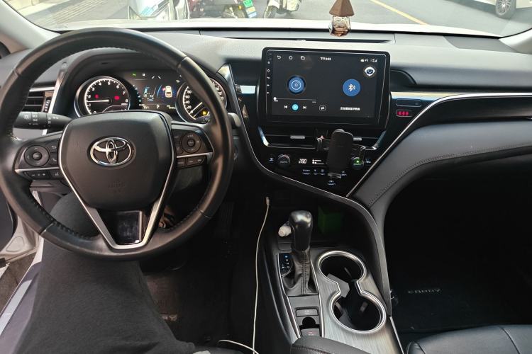 Used Toyota Camry 2021 2.0G Luxury Edition
