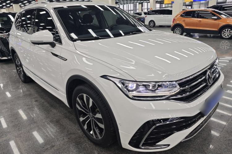 Used Volkswagen Tiguan L 2022 330TSI Automatic Two-Wheel Drive R-Line Enhanced Edition
