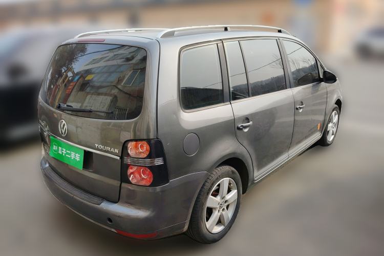 Used Volkswagen Touran 2011 1.4T DSG Zhiya Edition 5 Seats Rear Right 45 Deg