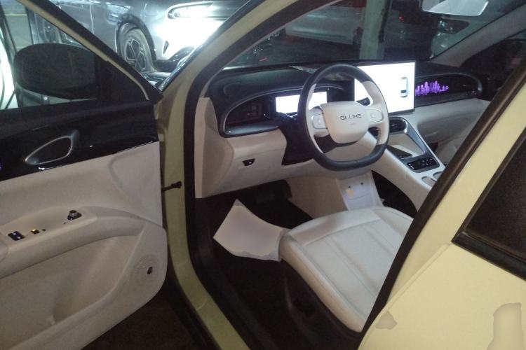 Used Geely Galaxy Geome 2025 UP 410km Exploration+ Edition