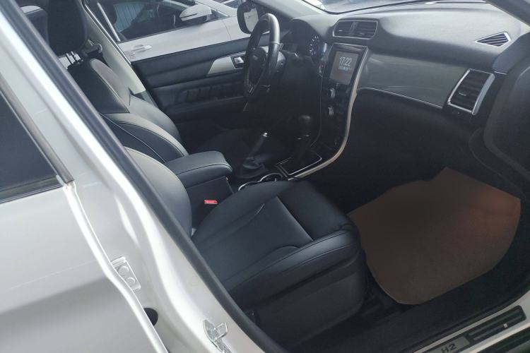 Used Haval H2 2016 Red Label 1.5T Automatic Two-Wheel Drive Elite Model