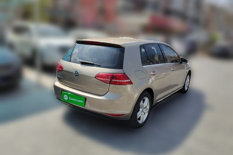 Used Volkswagen Golf 2015 1.6L Automatic Comfort Model Rear Right 45 Deg