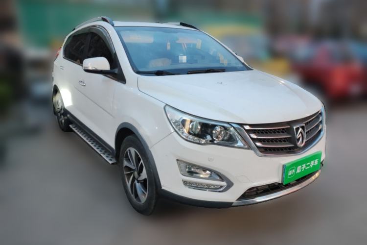 Used Baojun 560 2015 1.8L Manual Elite Edition Front Right 45 Deg