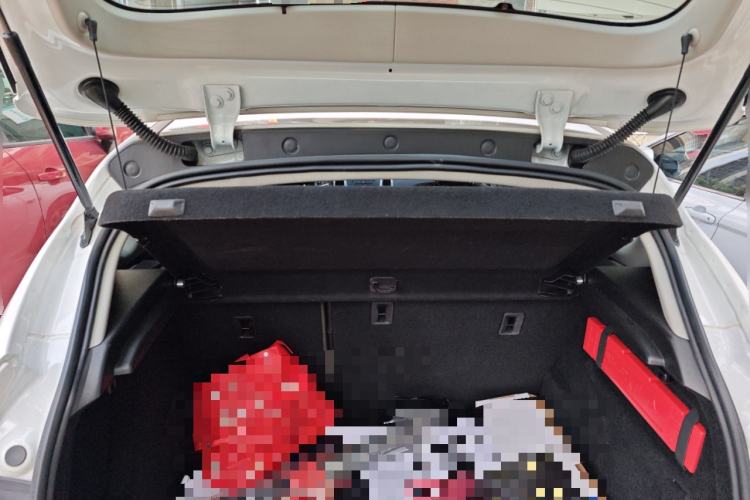 Used Buick GT 2012 XT 1.6L Automatic Fashion Edition Trunk