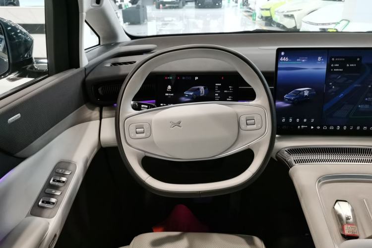 Used XPeng X9 2025 702 Four-Wheel Drive High-Performance Max