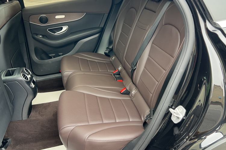 Used Mercedes-Benz GLC 2022 Refreshed GLC 300 L 4MATIC Dynamic Edition Prestige Version Left Rear Seat