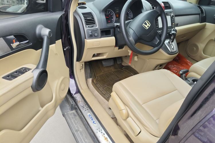 Used Honda CR-V 2010 2.0L automatic two-wheel drive urban version Driver Seat