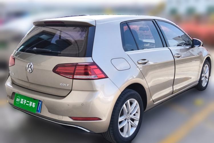 Used Volkswagen Golf 2018 1.6L Automatic Comfort Model Rear Right 45 Deg