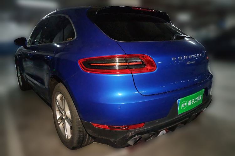 Used Porsche Macan 2017 Macan 2.0T Rear Left 45 Deg