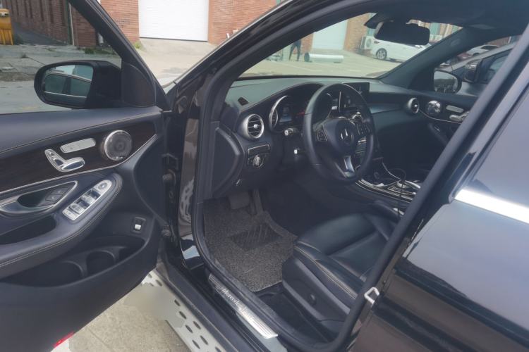 Used Mercedes-Benz GLC 2016 GLC 260 4MATIC Dynamic Edition