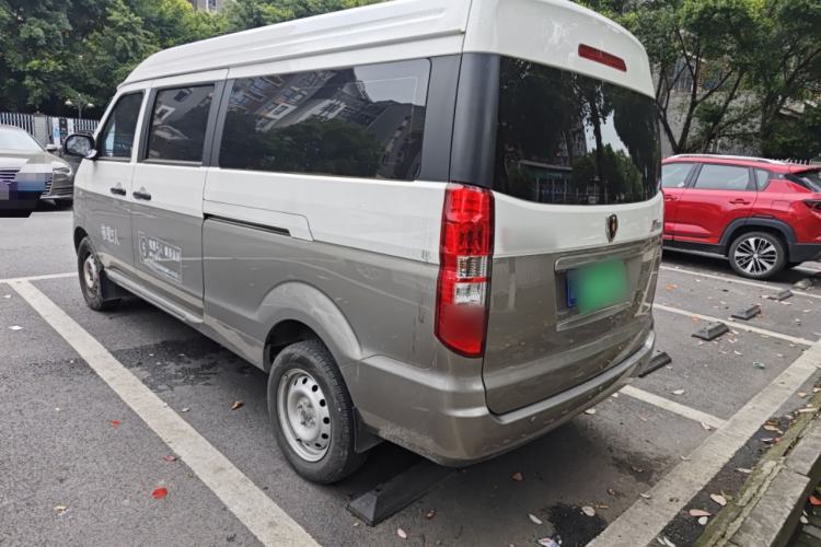 Used Jinbei New Hiace X30L 2024 Champion Edition Passenger Vehicle 5/6/7 Seats Rear Left 45 Deg