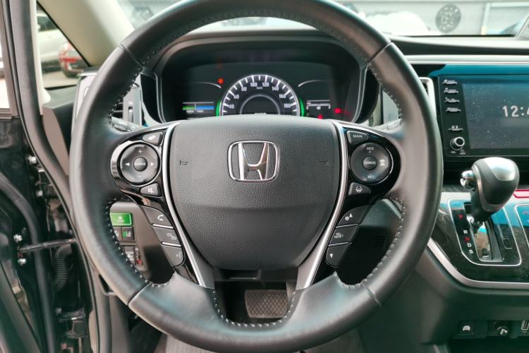 Used Honda Elysion 2019 2.0L Hybrid Luxury Edition
