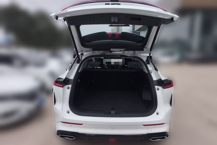 Used Changan UNI-Z New Energy 2024 Blue Whale Smart Electric iDD 125km Beyond Edition
