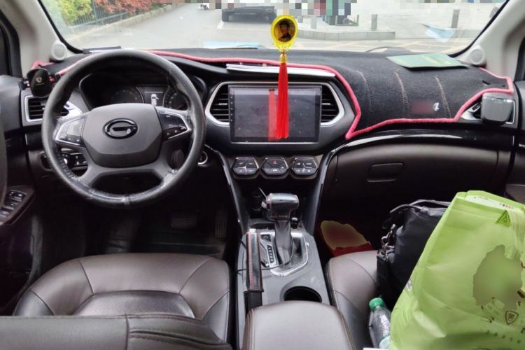 Used GAC Trumpchi GS4 2015 200T G-DCT Elite Edition Center Console