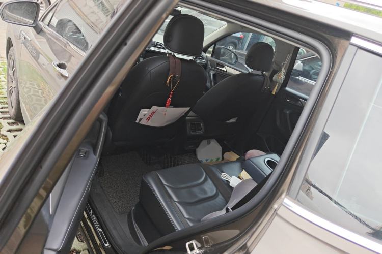 Used Volkswagen Tiguan L 2019 330TSI Automatic Two-Wheel Drive Smart Luxury Version China V Emission Standard