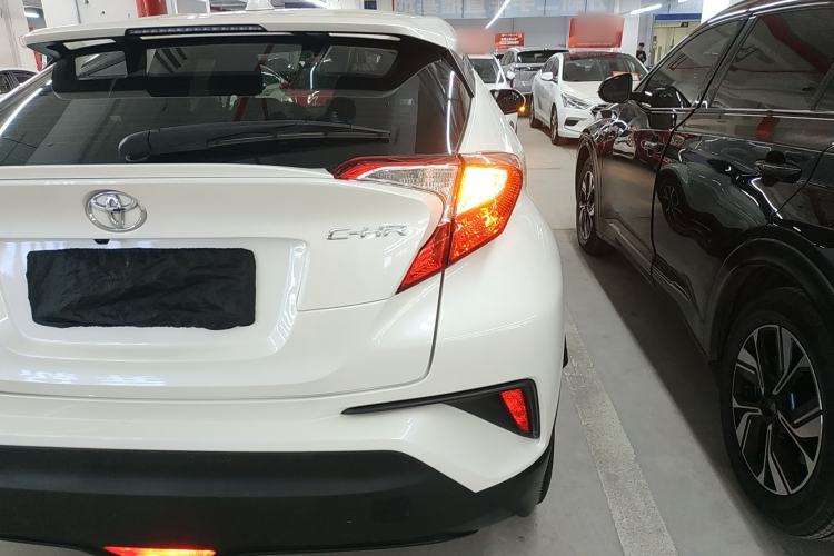 Used Toyota C-HR 2020 2.0L Leading Edition
