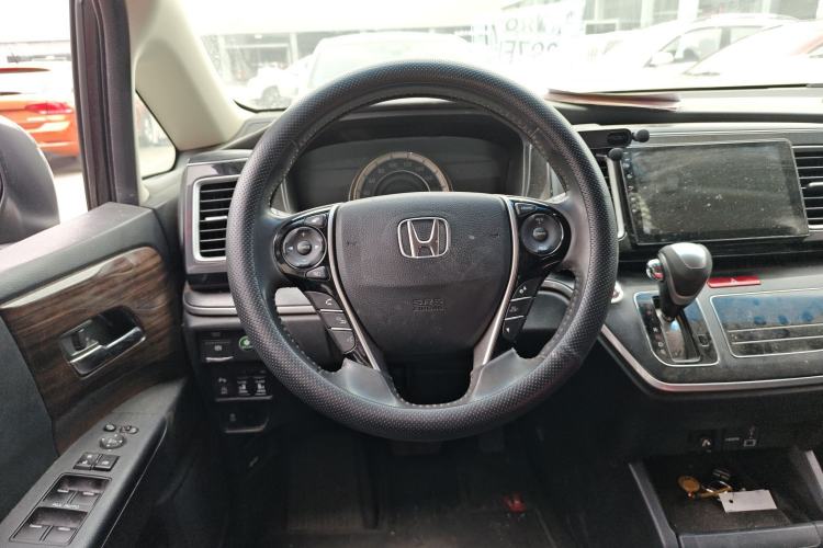 Used Honda Elysion 2016 2.4L Luxury Edition Steering Wheel
