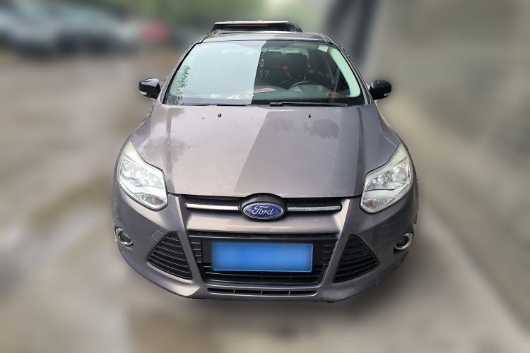 Used Ford Focus 2012 Sedan 1.6L Automatic Fashion Edition