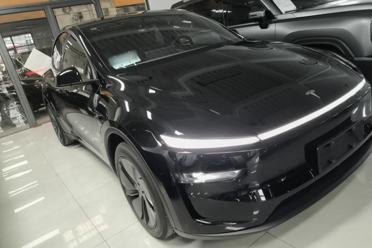 Used Tesla Model Y 2026 Rear-Drive Model
