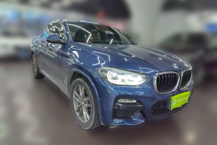 Used BMW X4 2019 xDrive25i M Sport Package Front Right 45 Deg