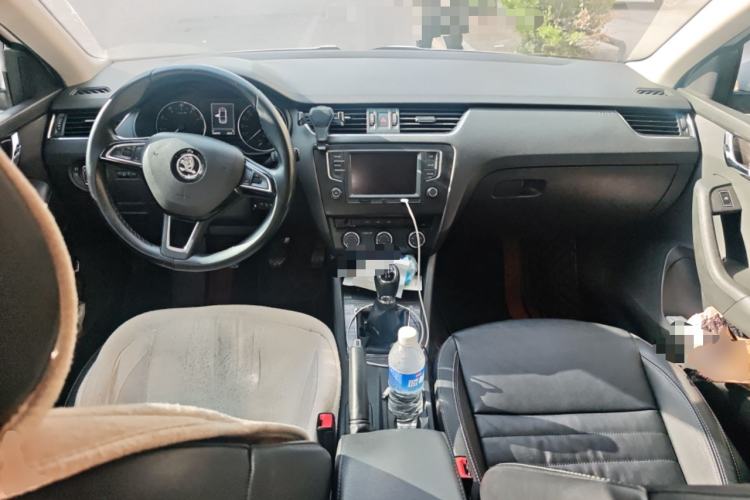 Used Skoda Octavia 2017 1.6L Manual Smart Drive Edition