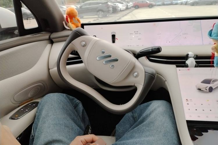 Used IM LS7 2023 100kWh Lux Rear-Drive Version