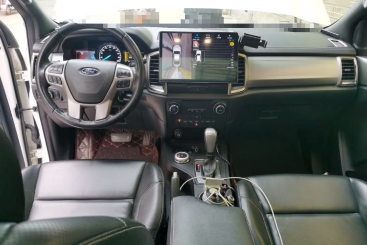 Used Ford Everest 2017 2.0T Gasoline Automatic 4x4 Luxury Edition 5 Seats Center Console