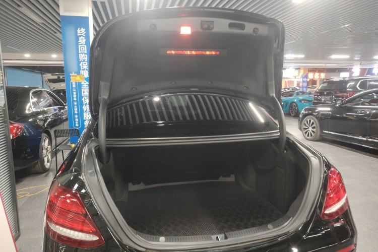 Used Mercedes-Benz E-Class 2019 E 300 L Sporty and Stylish Model
