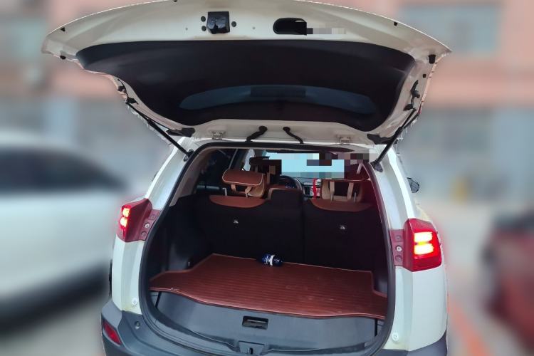 Used Toyota RAV4 2015 2.0L CVT Two-Wheel Drive Fashion Edition
