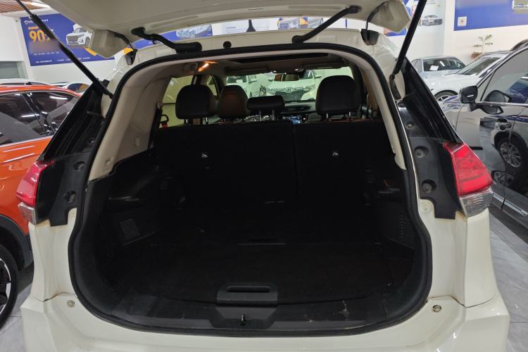 Used Nissan X-Trail 2019 2.0L CVT Smart Connect Comfort Edition 2WD