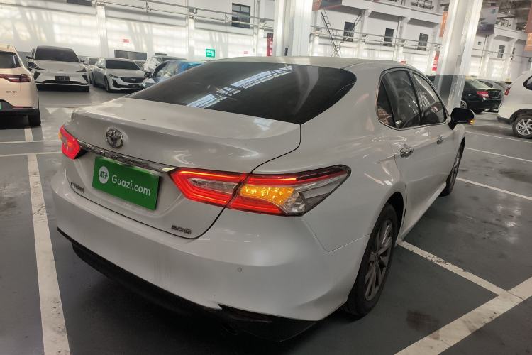Used Toyota Camry 2018 2.0G Luxury Edition Rear Right 45 Deg