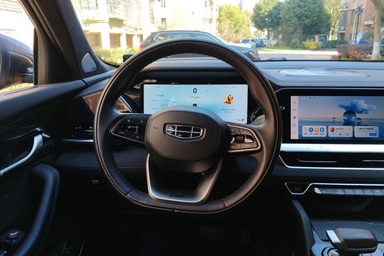 Used Geely Auto Monjaro L 2024 2.0TD High-Power Automatic Two-Wheel Drive Skyline Edition