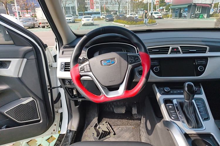 Used Geely Auto Emgrand X7 Sport 2016 1.8TD Automatic Smart Connectivity Version
