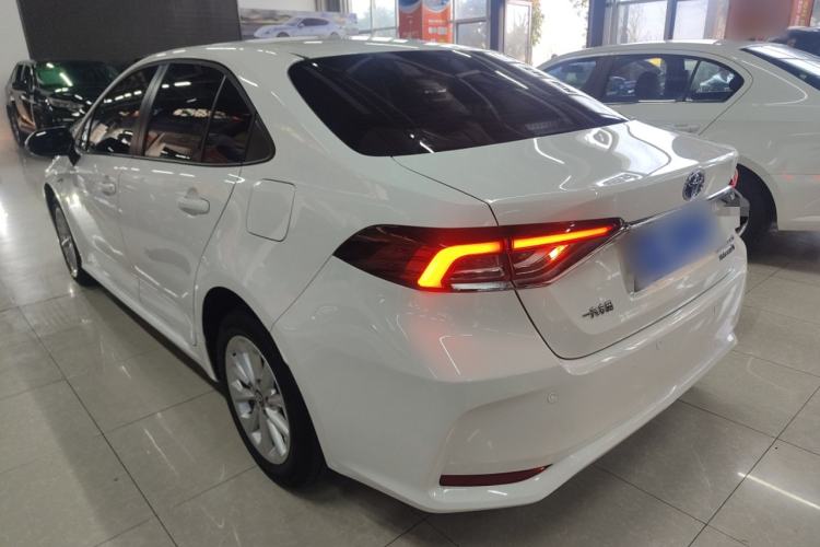 Used Toyota Corolla 2021 Dual-Motor 1.8L E-CVT Elite Edition